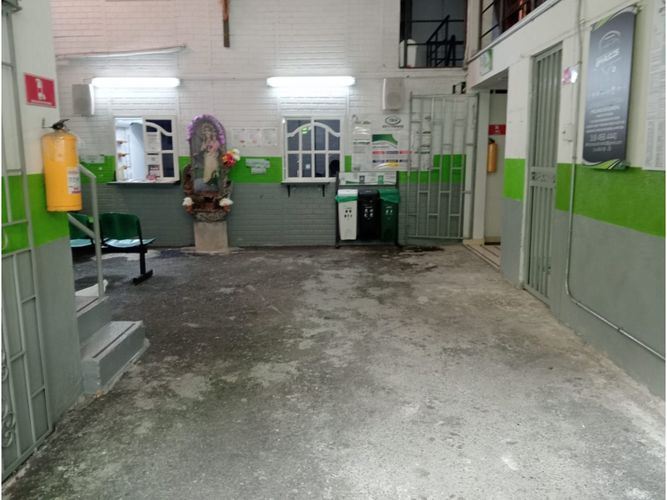 Bodega en venta en Laureles, Medellín, 250 m² · foto 8 de 10