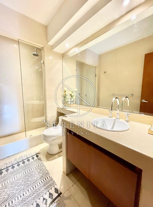 Apartamento de 3 alcobas en venta en Chicó Reservado, Bogotá, 263 m² · foto 10 de 16