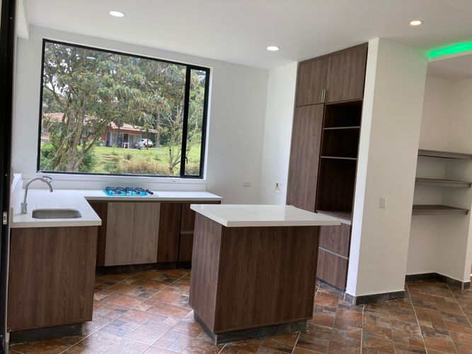 Casa de 3 alcobas en venta en Santa Elena, Medellín, 110 m² · foto 7 de 20
