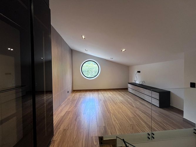 Casa de 4 alcobas en venta en El Poblado, Medellín, 1085 m² · foto 13 de 20