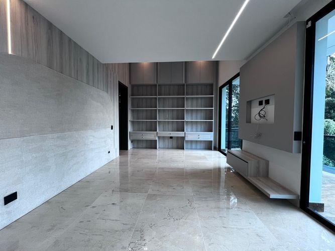 Casa de 4 alcobas en venta en El Poblado, Medellín, 1085 m² · foto 11 de 20