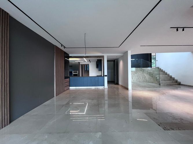 Casa de 4 alcobas en venta en El Poblado, Medellín, 1085 m² · foto 6 de 20