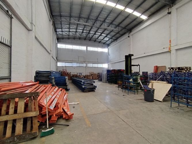 Bodega en arriendo en La Tablaza, La Estrella, 780 m² · foto 4 de 8