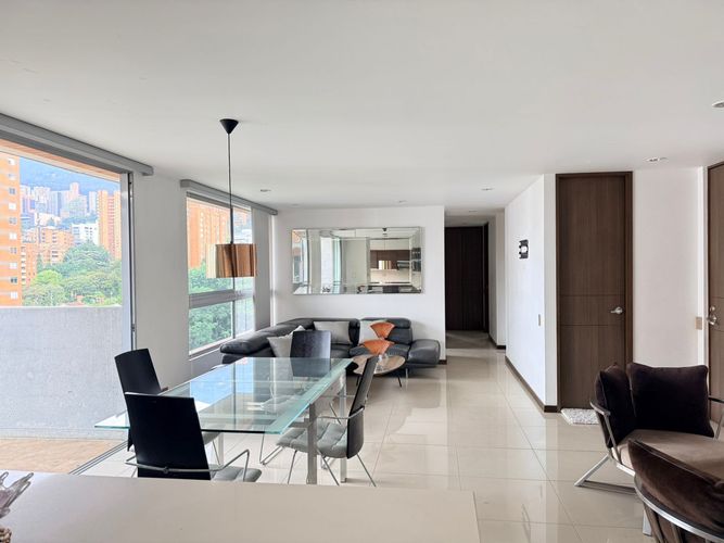 Apartamento de 3 alcobas en arriendo en El Poblado, Medellín, 116 m² · foto 5 de 20