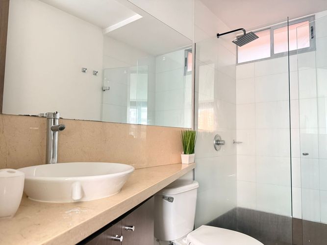 Apartamento de 3 alcobas en arriendo en El Poblado, Medellín, 116 m² · foto 19 de 20