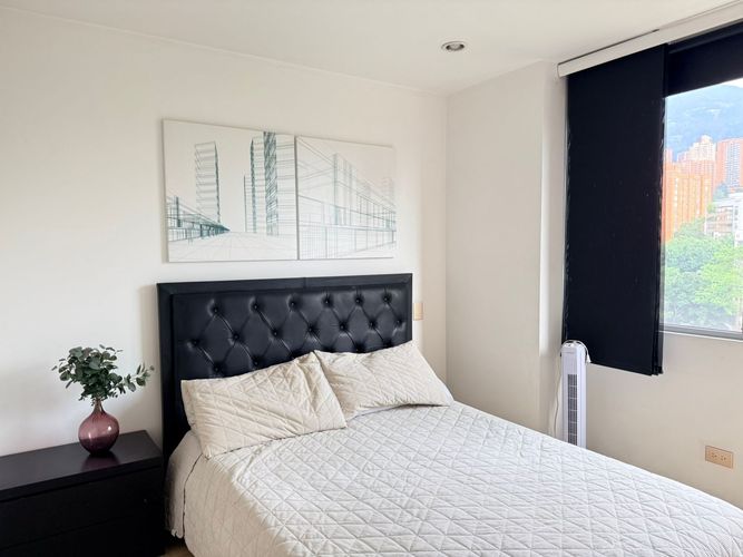 Apartamento de 3 alcobas en arriendo en El Poblado, Medellín, 116 m² · foto 15 de 20