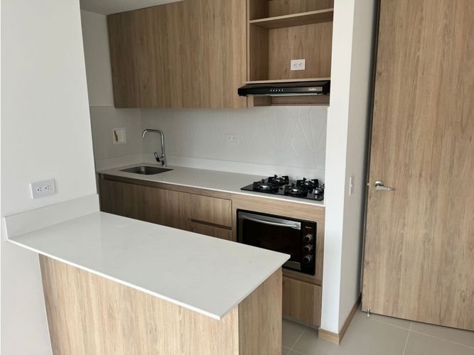 Apartamento de 2 alcobas en arriendo en La Doctora, Sabaneta, 65 m² · foto 5 de 23