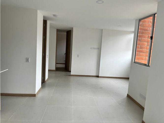 Apartamento de 2 alcobas en arriendo en La Doctora, Sabaneta, 65 m² · foto 18 de 23