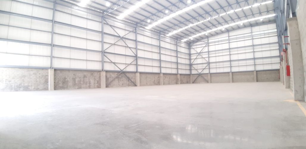 Bodega en arriendo en La Flora, Cali, 1100 m² · foto 3 de 12