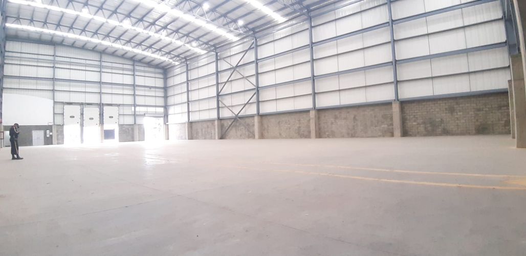Bodega en arriendo en La Flora, Cali, 1100 m² · foto 8 de 12