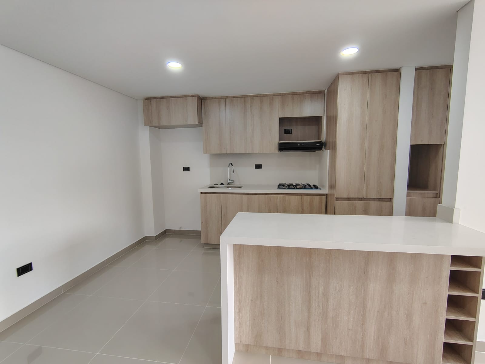 Apartamento en venta en Caqueta, La Estrella · foto 4 de 12