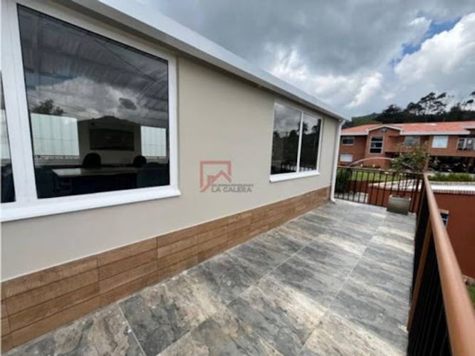 Oficina en arriendo en El Libano, La Calera, 50 m² · foto 2 de 8