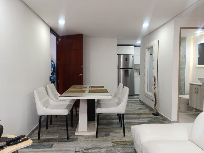 Apartamento de 2 alcobas en arriendo en El Poblado, Medellín, 58 m² · foto 3 de 18