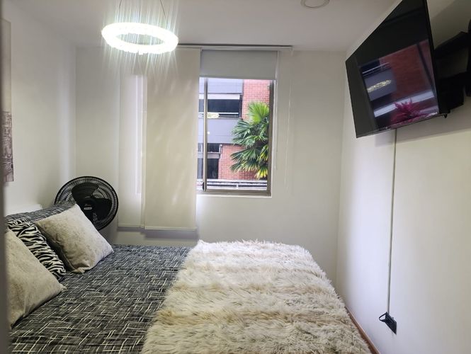 Apartamento de 2 alcobas en arriendo en El Poblado, Medellín, 58 m² · foto 13 de 18