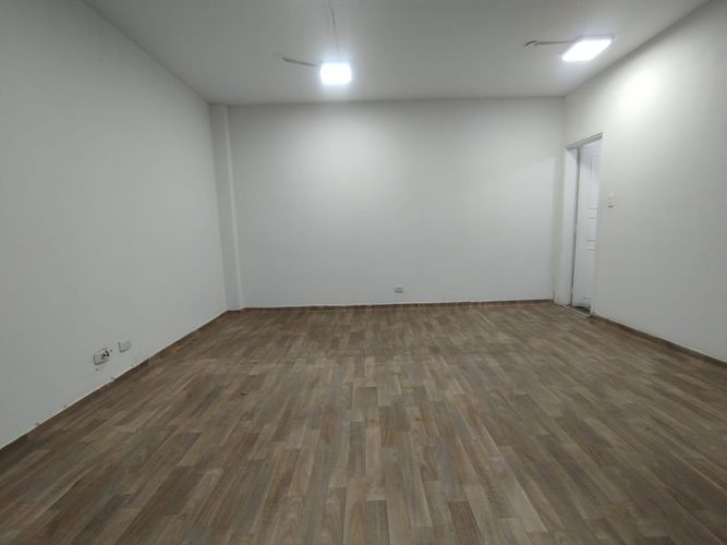 Local en venta en Pinares, Pereira, 31 m² · foto 3 de 6