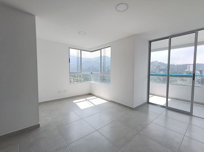 Apartamento de 3 alcobas en arriendo en Las Lomitas, Sabaneta, 85 m² · foto 7 de 20