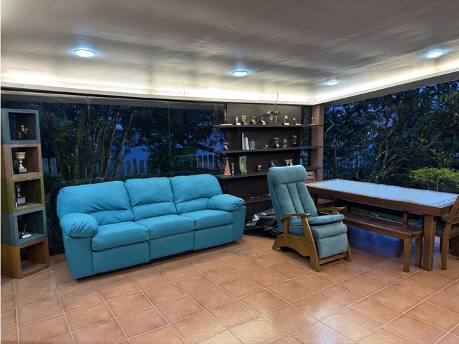Casa de 4 alcobas en venta en El Retiro, 316 m² · foto 4 de 24