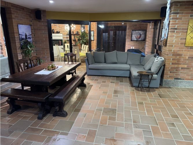 Casa de 4 alcobas en venta en El Retiro, 316 m² · foto 9 de 24