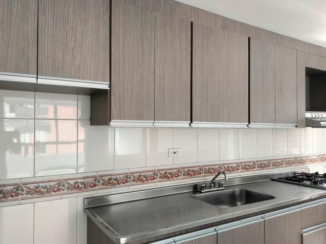 Apartamento de 2 alcobas en arriendo en El Poblado, Medellín, 75 m² · foto 4 de 14