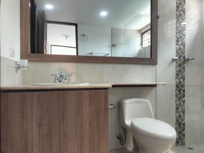 Apartamento de 2 alcobas en arriendo en El Poblado, Medellín, 75 m² · foto 14 de 14