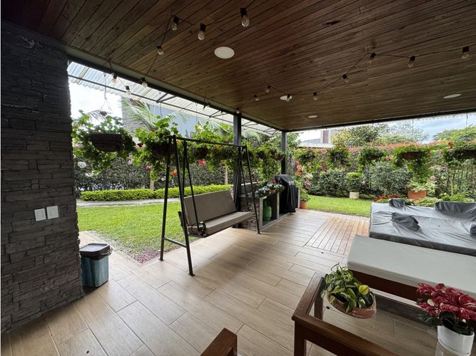 Casa de 4 alcobas en venta en Llano Grande, Rionegro, 320 m² · foto 10 de 24