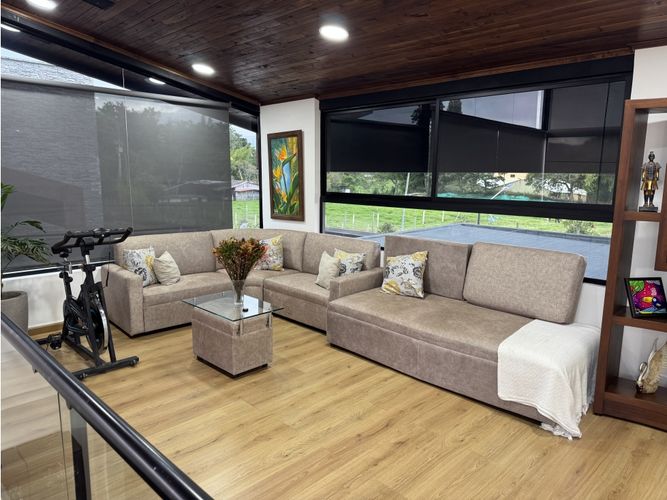 Casa de 4 alcobas en venta en Llano Grande, Rionegro, 320 m² · foto 13 de 24