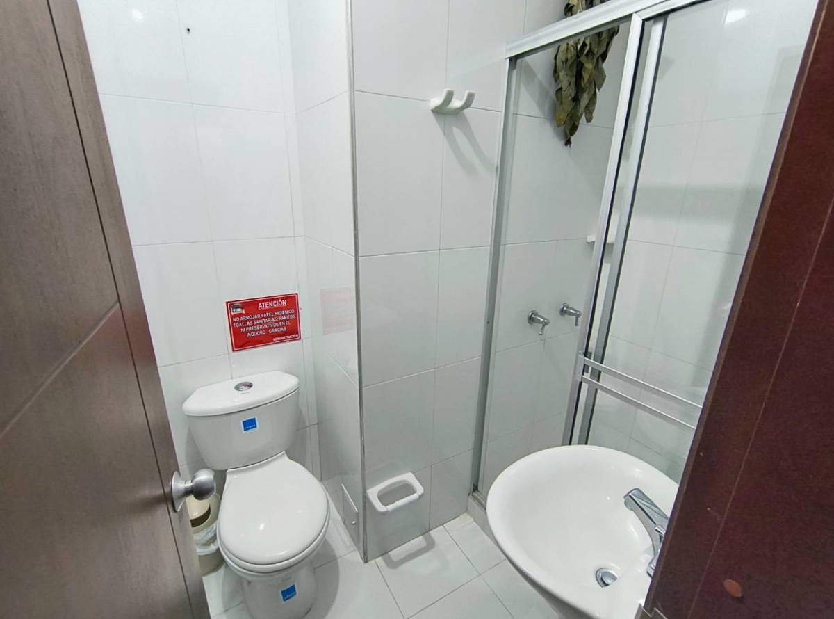 Casa en venta en Galerias, Bogotá · foto 8 de 16