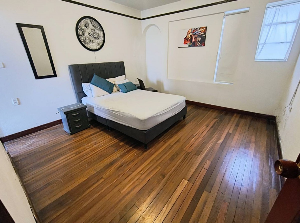 Casa en venta en Galerias, Bogotá · foto 9 de 16