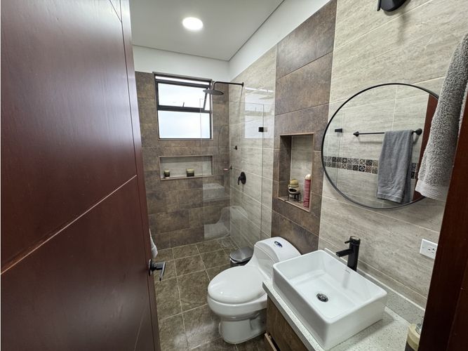 Casa de 4 alcobas en venta en Llano Grande, Rionegro, 320 m² · foto 23 de 24
