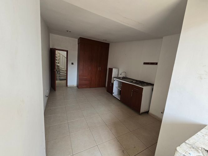 Casa de 10 alcobas en venta en Camino Real, Cali, 377 m² · foto 13 de 24