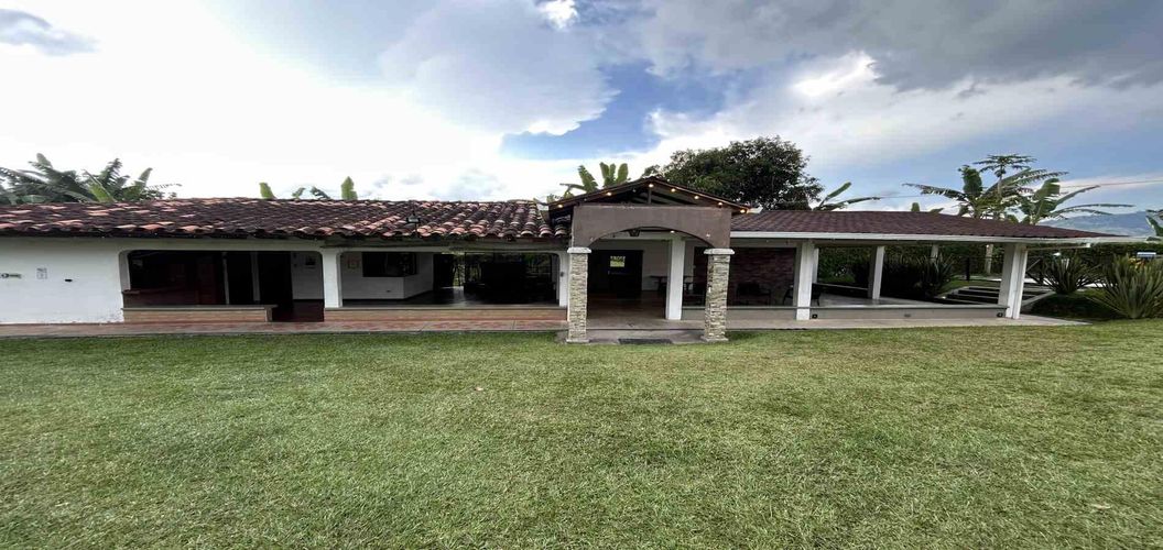 Finca en venta en Combia, Pereira, 590 m² · foto 3 de 24