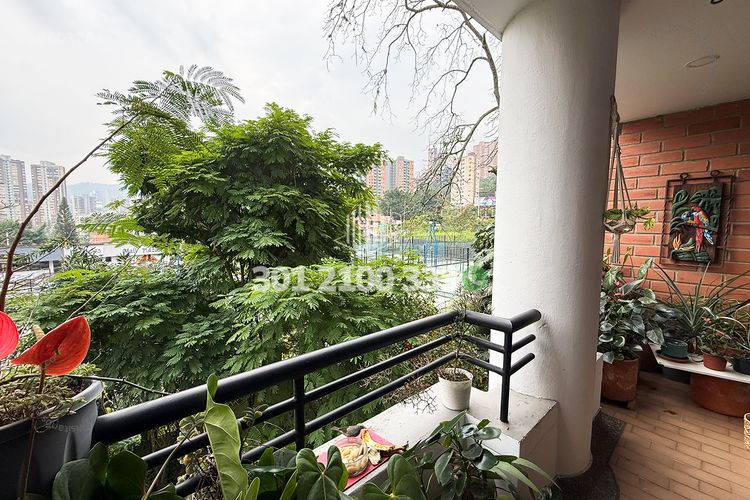 Apartaestudio en venta en Los Parra, Medellín, 58 m² · foto 8 de 15