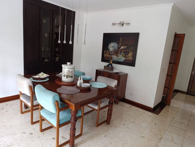 Apartamento de 3 alcobas en venta en Santa Rita, Cali, 280 m² · foto 9 de 17