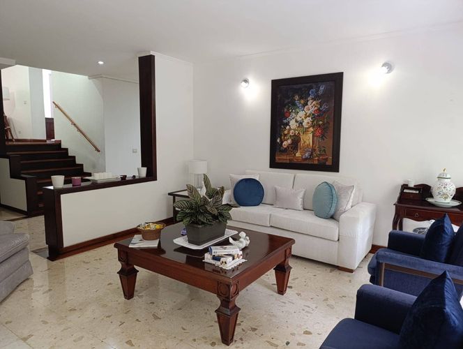 Apartamento de 3 alcobas en venta en Santa Rita, Cali, 280 m² · foto 10 de 17
