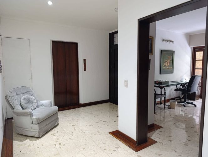 Apartamento de 3 alcobas en venta en Santa Rita, Cali, 280 m² · foto 12 de 17