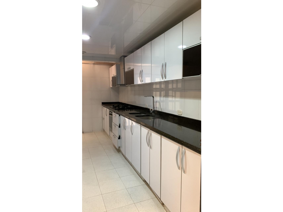Casa en venta en Las Villas, Bogotá · foto 8 de 22