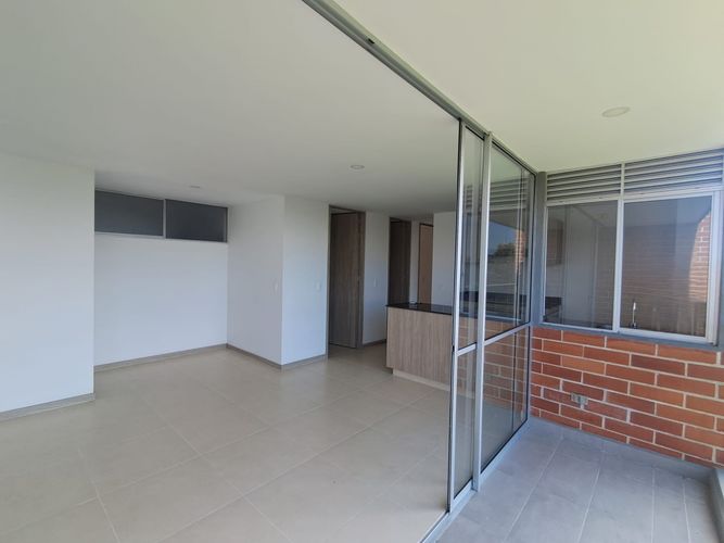 Apartamento de 3 alcobas en arriendo en Los Colegios, Rionegro, 78 m² · foto 6 de 15