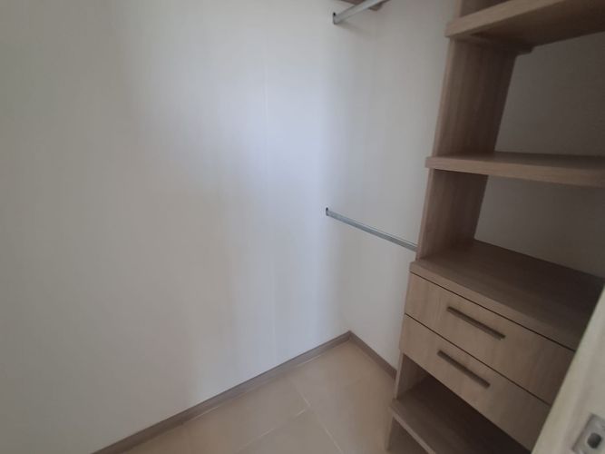 Apartamento de 3 alcobas en arriendo en Los Colegios, Rionegro, 78 m² · foto 8 de 15