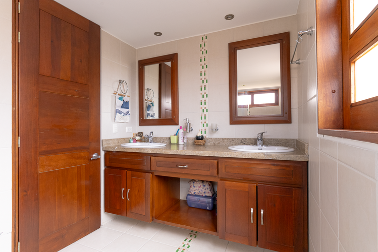 Casa de 5 alcobas en venta en Vereda La Balsa, Chía, 230 m² · foto 14 de 24