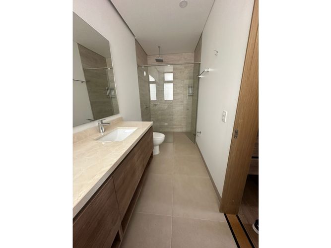 Apartamento de 2 alcobas en venta en Vilachuaga, Rionegro, 127 m² · foto 9 de 18
