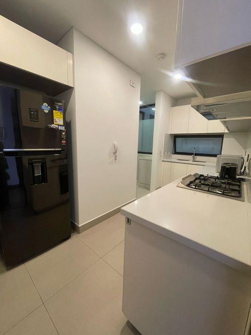 Apartamento en venta en Los Rosales, Bogotá · foto 8 de 24