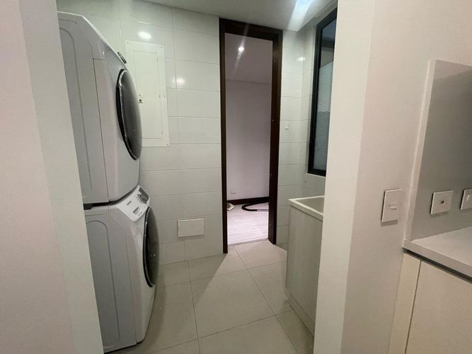 Apartamento en venta en Los Rosales, Bogotá · foto 9 de 24