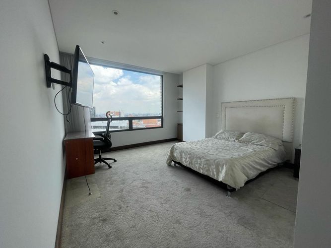 Apartamento en venta en Los Rosales, Bogotá · foto 11 de 24