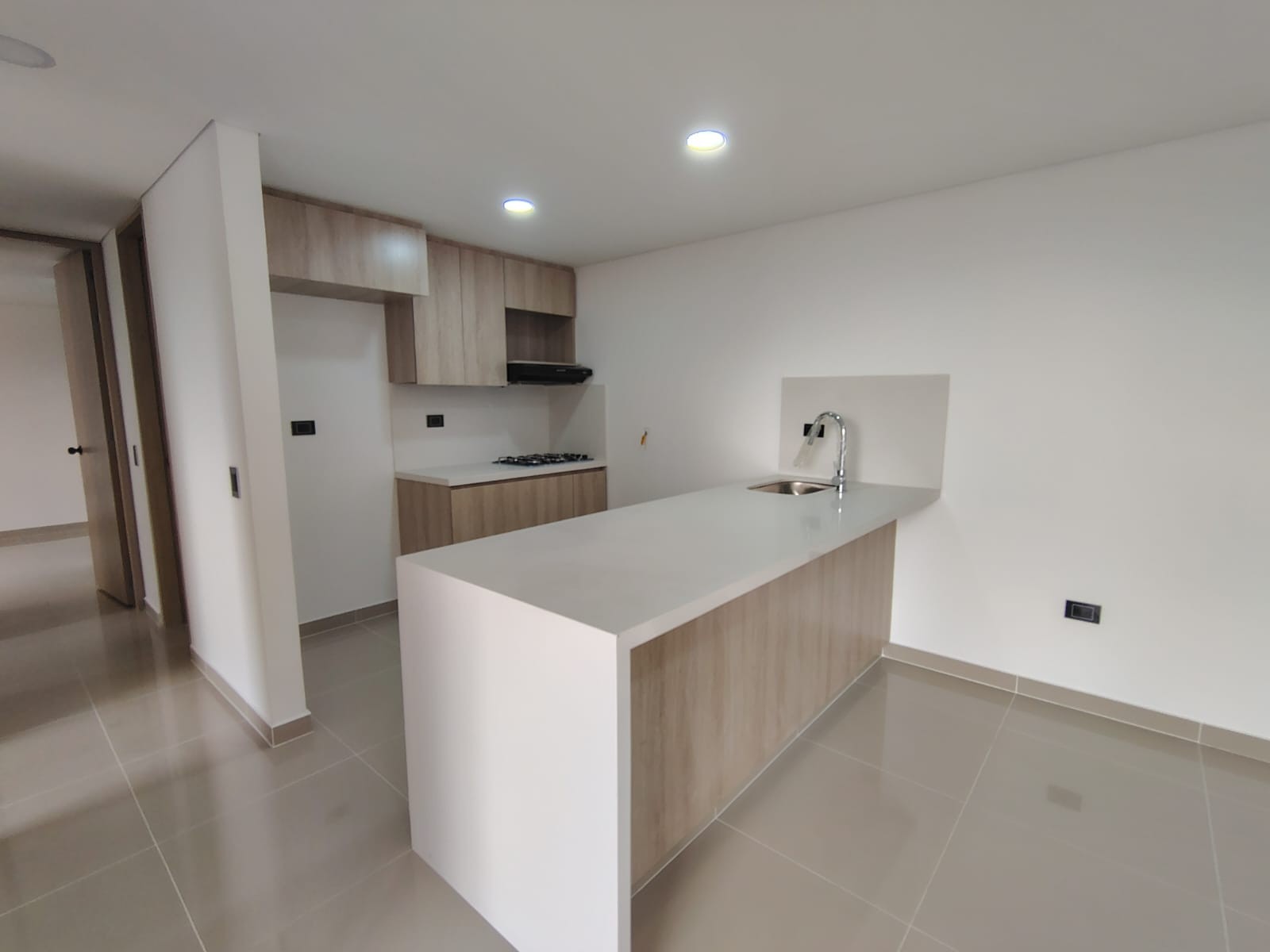 Apartamento en venta en Caqueta, La Estrella · foto 4 de 14