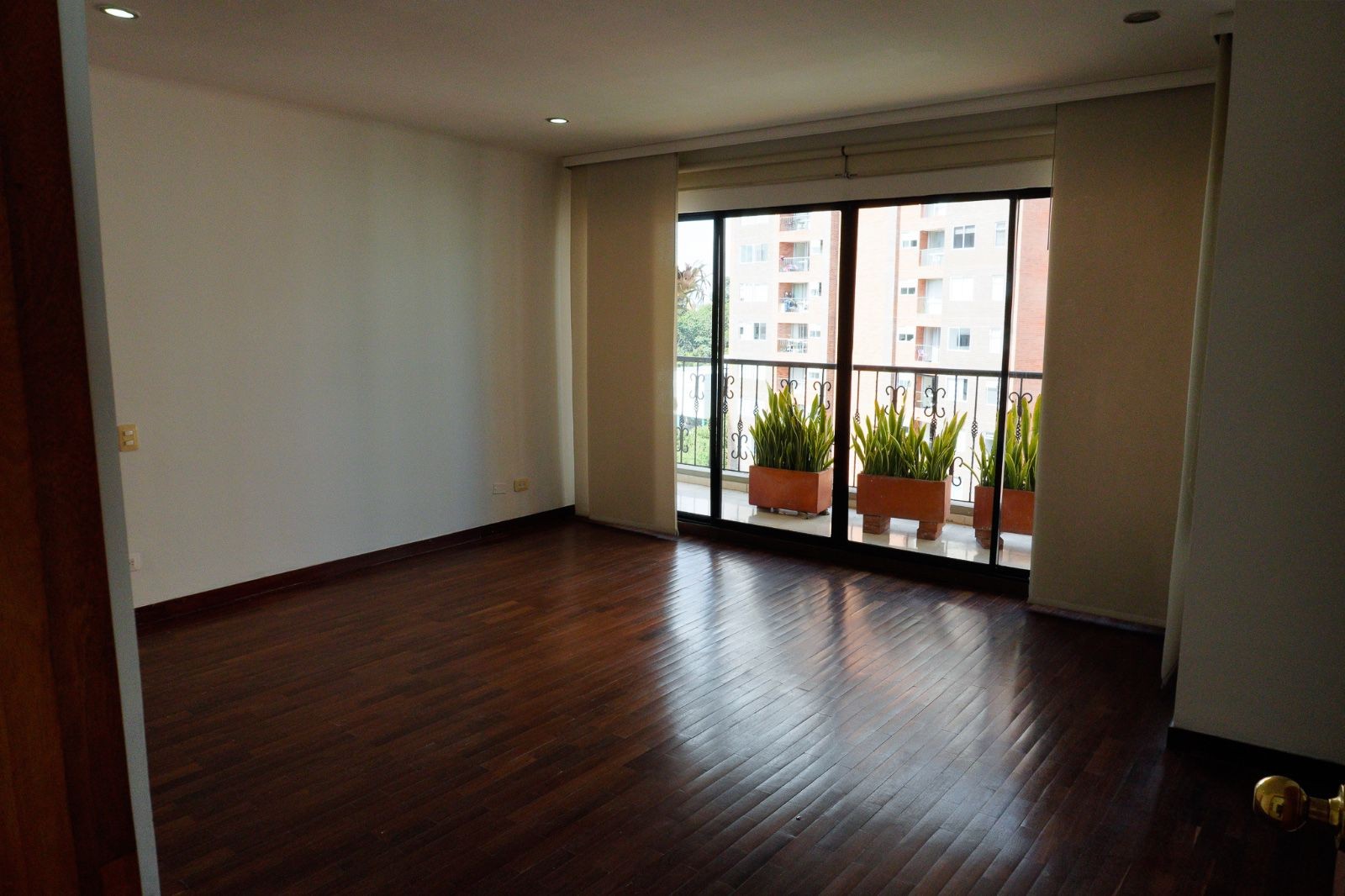Apartamento en venta en Pinares, Pereira · foto 9 de 17