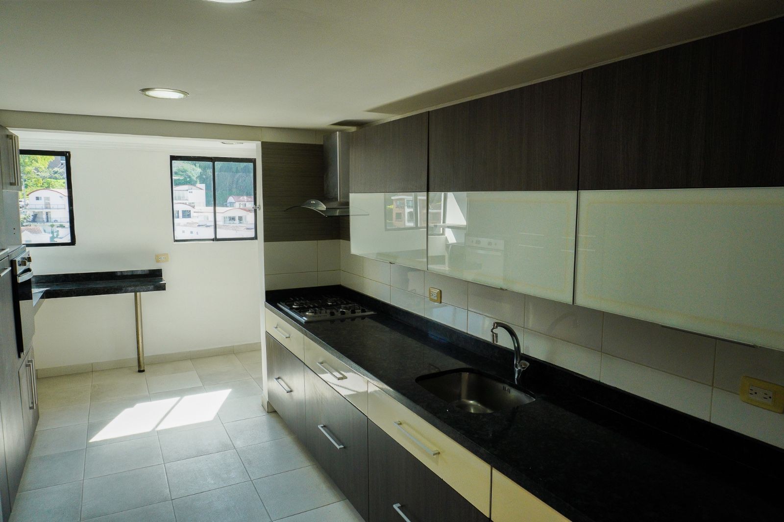 Apartamento en venta en Pinares, Pereira · foto 5 de 17