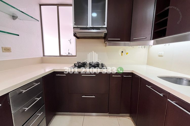 Casa de 3 alcobas en venta en Loma Del Chocho, Envigado, 240 m² · foto 11 de 24