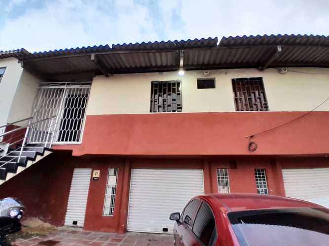 Casa de 5 alcobas en venta en Las Estrellas, Barranquilla, 276 m² · foto 23 de 24