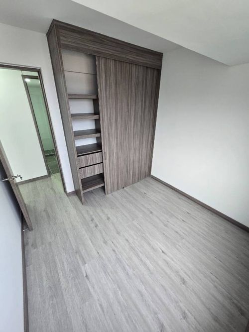 Apartamento de 3 alcobas en arriendo en Las Palmas, Medellín, 74 m² · foto 5 de 19