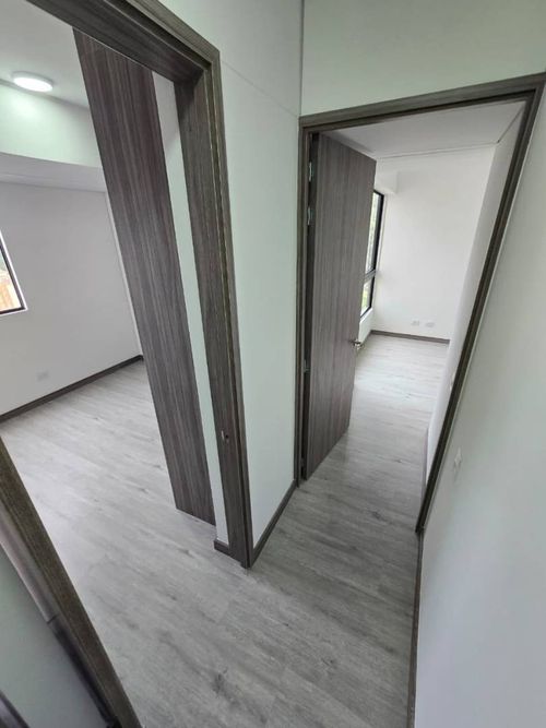 Apartamento de 3 alcobas en arriendo en Las Palmas, Medellín, 74 m² · foto 12 de 19